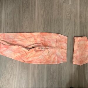 Carbon38 Peach Tie-Dye Leggings